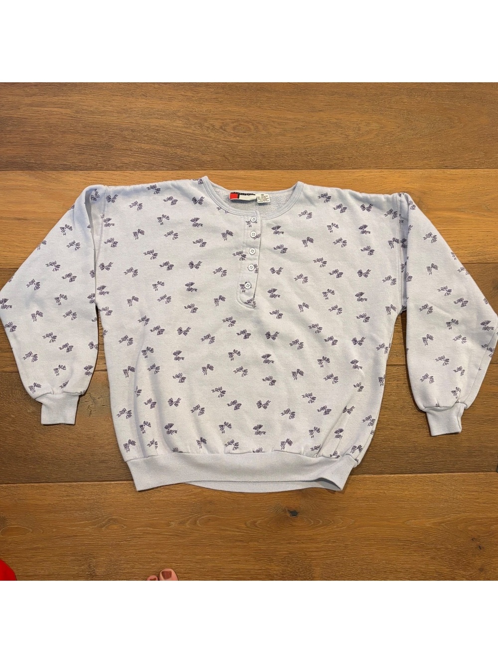 VINTAGE 90s Headliners Henley Sweatshirt with bow print, Medium